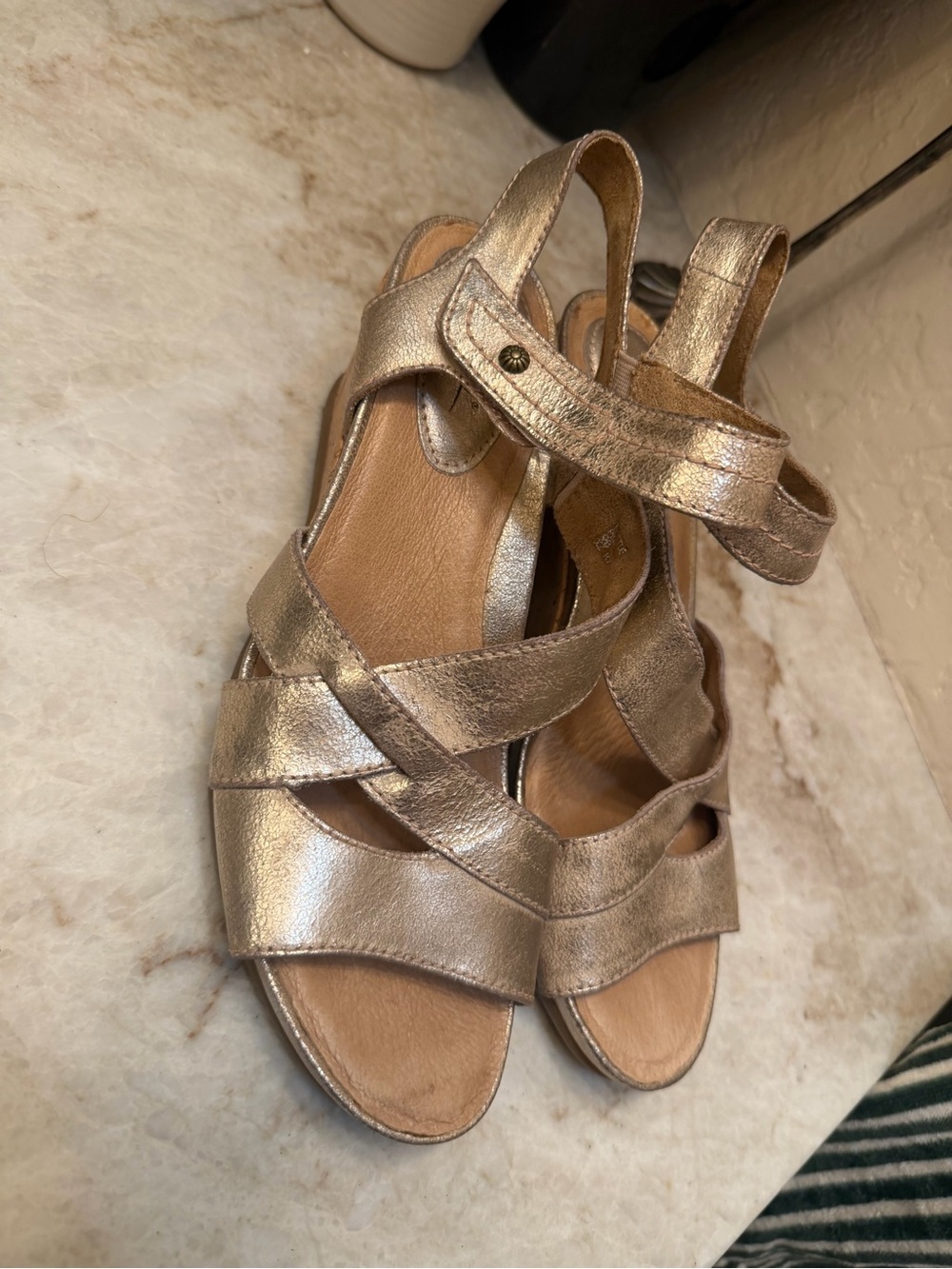 Earth sandals